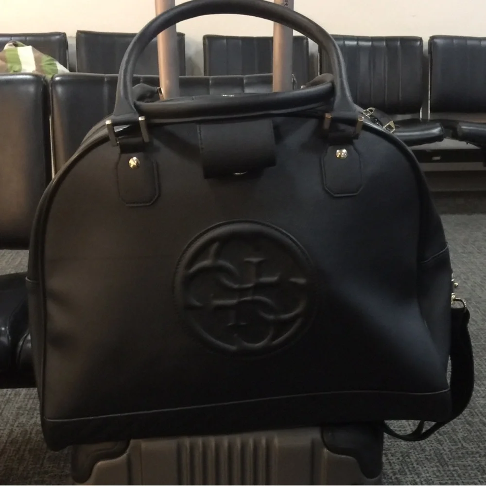 Guess duffle bag leather travel suitcase black logo versatile dome KORRY epi - Picture 2 of 14